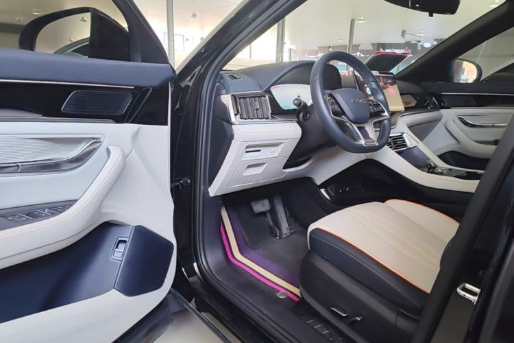 Used BYD Song PLUS New Energy 2024 HONOR Edition DM-i 110km Flagship PLUS Driver Seat