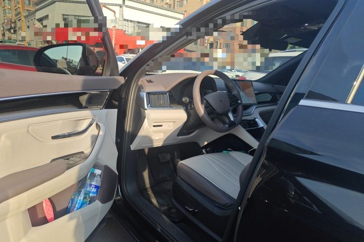 Used BYD Song PLUS New Energy 2024 HONOR Edition DM-i 110km Flagship Model Driver Seat