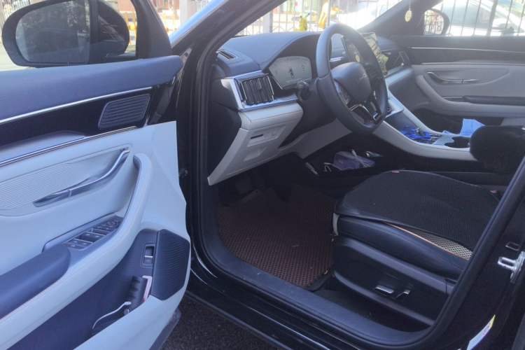 Used BYD Song PLUS New Energy 2024 HONOR Edition DM-i 110km Flagship Model Driver Seat