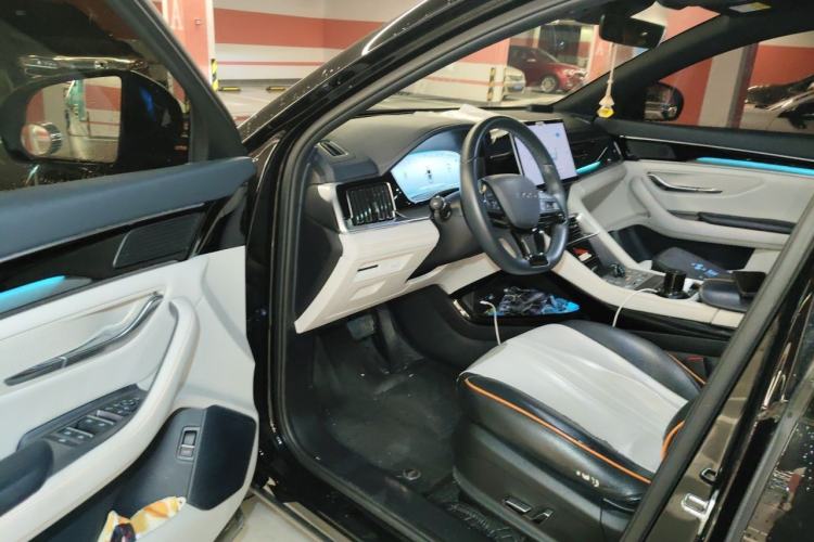 Used BYD Song PLUS New Energy 2024 HONOR Edition DM-i 110km Flagship Model Driver Seat