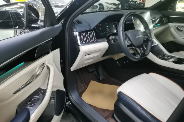 Used BYD Song PLUS New Energy 2024 HONOR Edition DM-i 110km Flagship Model Driver Seat