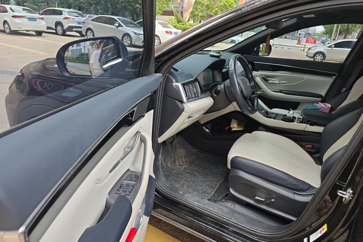 Used BYD Song PLUS New Energy 2024 Honor Edition EV 520km Luxury Model Driver Seat