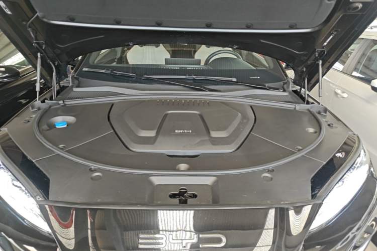 Used BYD Song PLUS New Energy 2024 HONOR Edition DM-i 110km Flagship PLUS Engine Bay