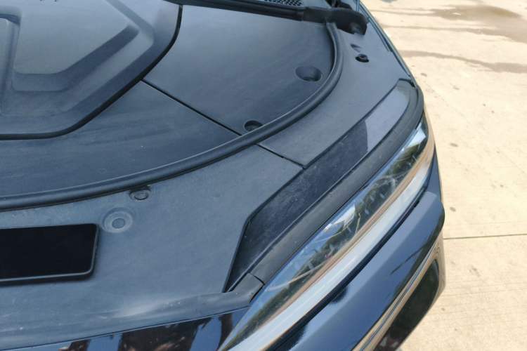 Used BYD Song PLUS New Energy 2024 HONOR Edition DM-i 110km Flagship Model Engine Bay Left