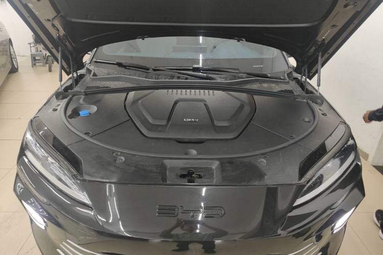 Used BYD Song PLUS New Energy 2024 HONOR Edition DM-i 110km Flagship Model Engine Bay