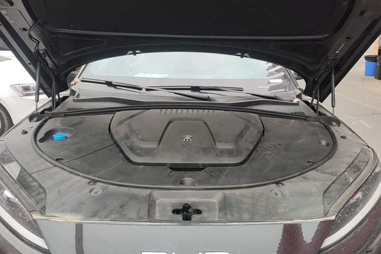 Used BYD Song PLUS New Energy 2024 Honor Edition EV 520km Premium Model Engine Bay