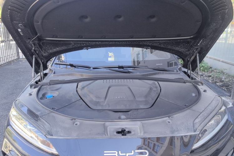 Used BYD Song PLUS New Energy 2024 HONOR Edition DM-i 110km Flagship Model Engine Bay
