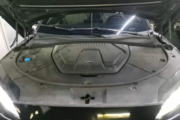 Used BYD Song PLUS New Energy 2024 HONOR Edition DM-i 110km Flagship Model Engine Bay