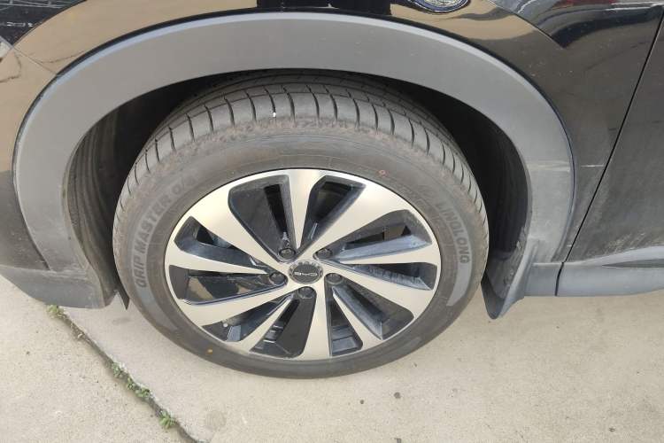 Used BYD Song PLUS New Energy 2024 HONOR Edition DM-i 110km Flagship Model Exterior 4