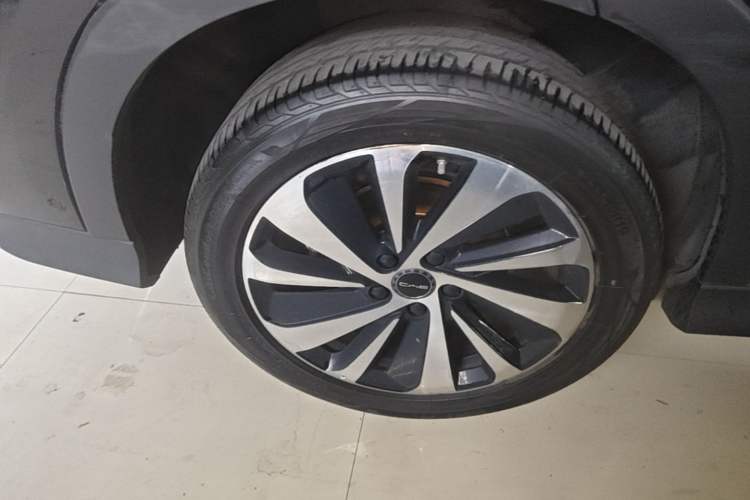 Used BYD Song PLUS New Energy 2024 Honor Edition EV 605km Flagship PLUS Exterior 5