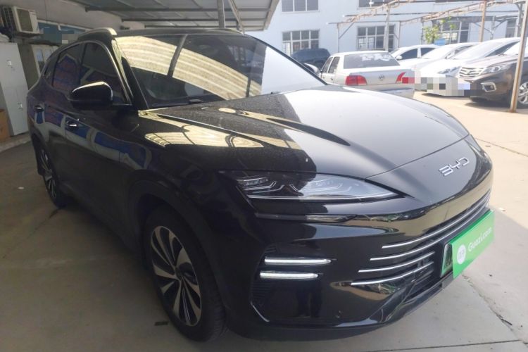 Used BYD Song PLUS New Energy 2024 HONOR Edition DM-i 110km Flagship Model Front Right 45 Deg