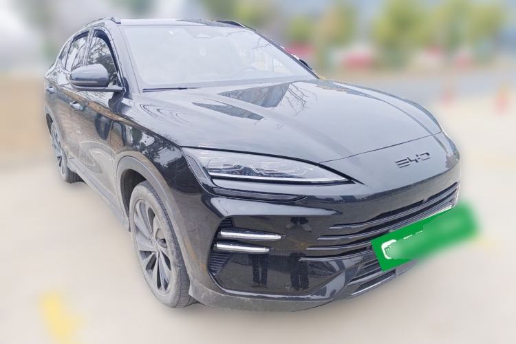 Used BYD Song PLUS New Energy 2024 HONOR Edition DM-i 110km Flagship PLUS Front Right 45 Deg