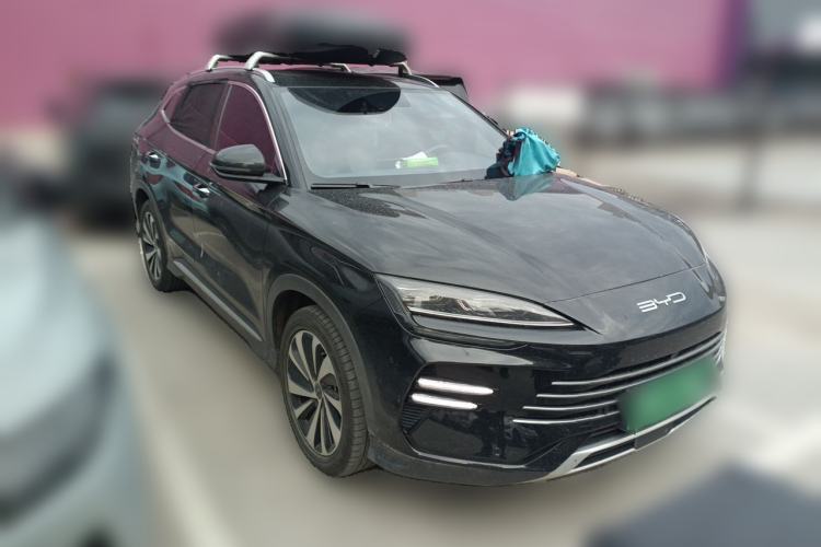 Used BYD Song PLUS New Energy 2024 HONOR Edition DM-i 71km Luxury Model Front Right 45 Deg