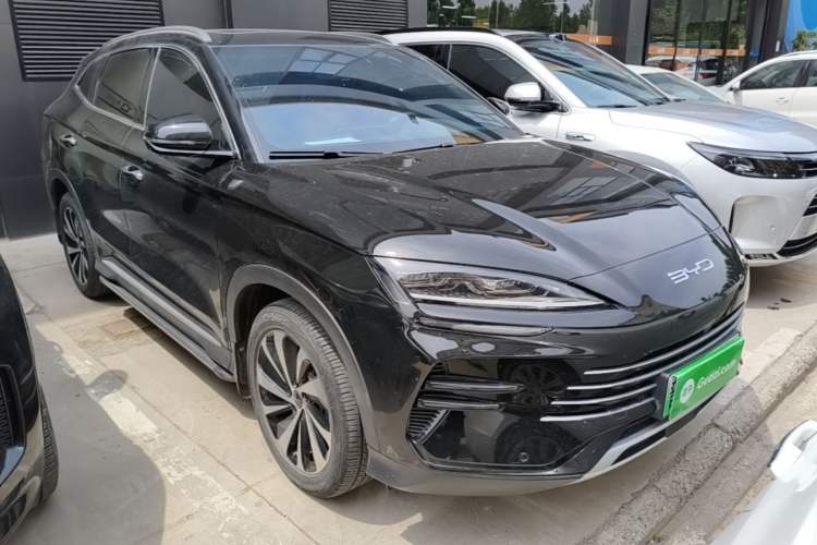 Used BYD Song PLUS New Energy 2024 HONOR Edition DM-i 110km Flagship Model Front Right 45 Deg