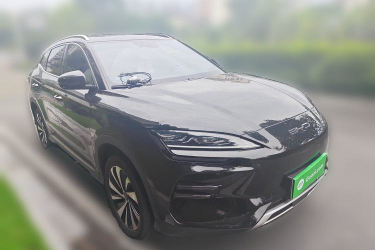 Used BYD Song PLUS New Energy 2024 Honor Edition EV 520km Luxury Model Front Right 45 Deg