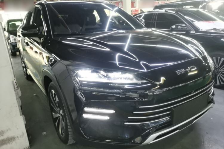 Used BYD Song PLUS New Energy 2024 HONOR Edition DM-i 110km Flagship Model Front Right 45 Deg