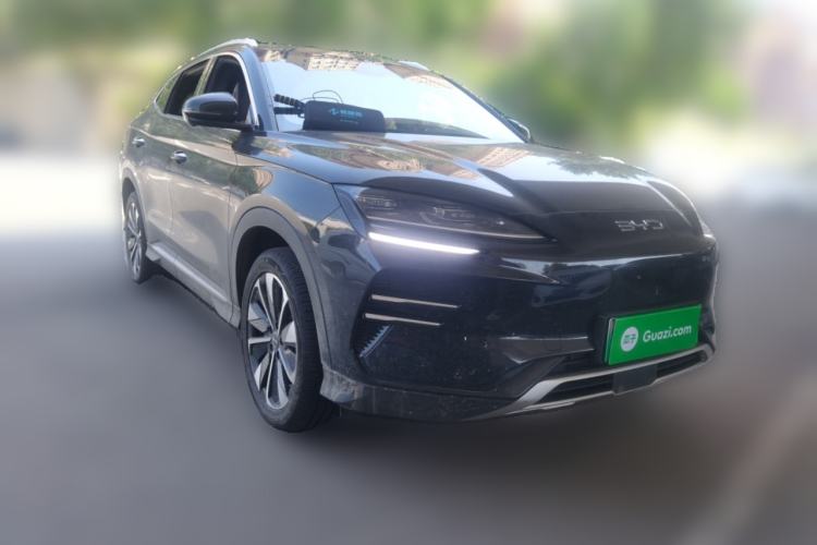Used BYD Song PLUS New Energy 2024 Honor Edition EV 520km Luxury Model Front Right 45 Deg