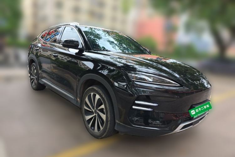 Used BYD Song PLUS New Energy 2024 Honor Edition EV 520km Luxury Model Front Right 45 Deg