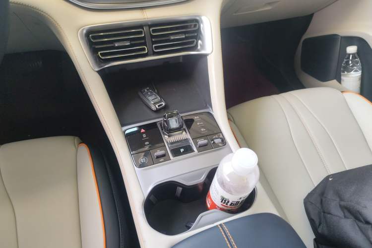 Used BYD Song PLUS New Energy 2024 HONOR Edition DM-i 110km Flagship Model Gear Lever
