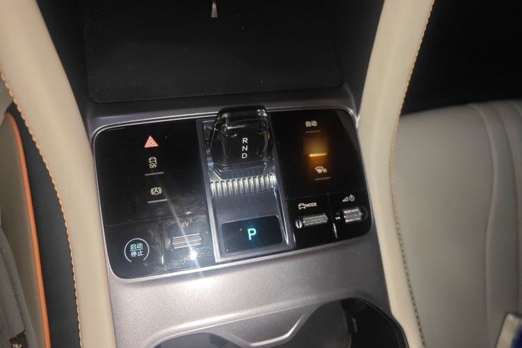 Used BYD Song PLUS New Energy 2024 HONOR Edition DM-i 110km Flagship Model Gear Lever