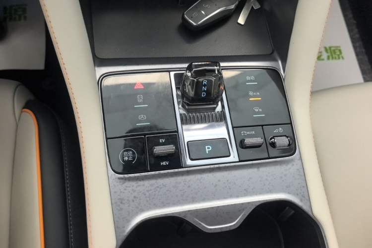 Used BYD Song PLUS New Energy 2024 HONOR Edition DM-i 110km Flagship Model Gear Lever