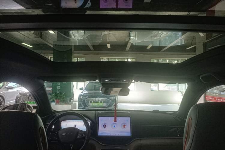 Used BYD Song PLUS New Energy 2024 Honor Edition EV 520km Luxury Model Headliner