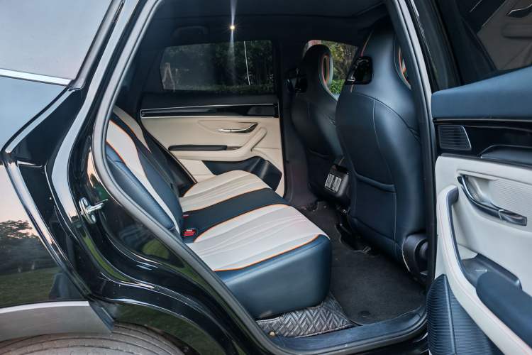 Used BYD Song PLUS New Energy 2024 HONOR Edition DM-i 110km Flagship Model Interior 1