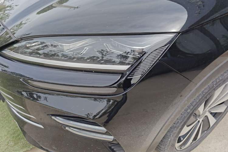 Used BYD Song PLUS New Energy 2024 HONOR Edition DM-i 110km Flagship PLUS Left Front Headlight