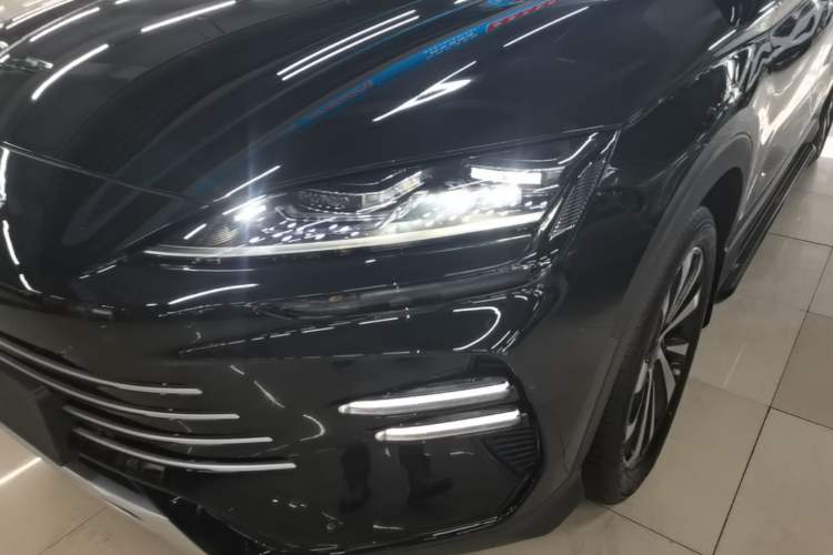 Used BYD Song PLUS New Energy 2024 HONOR Edition DM-i 150km Flagship PLUS Left Front Headlight