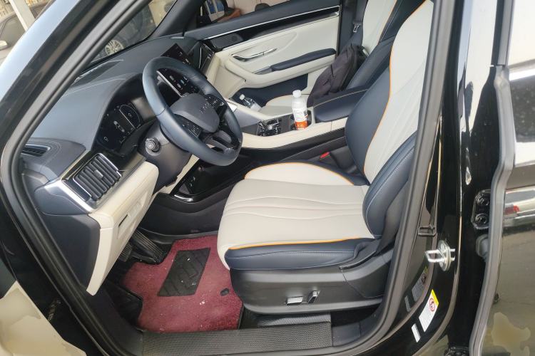 Used BYD Song PLUS New Energy 2024 HONOR Edition DM-i 110km Flagship Model Left Front Seat