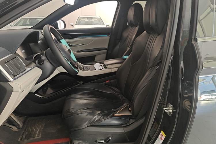 Used BYD Song PLUS New Energy 2024 HONOR Edition DM-i 110km Flagship Model Left Front Seat