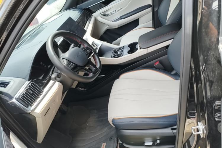 Used BYD Song PLUS New Energy 2024 HONOR Edition DM-i 110km Flagship Model Left Front Seat
