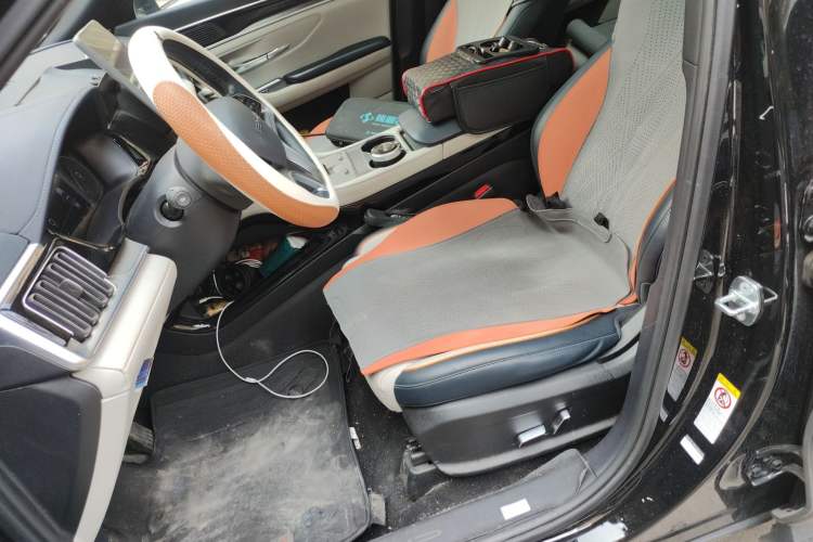 Used BYD Song PLUS New Energy 2024 HONOR Edition DM-i 110km Flagship PLUS Left Front Seat