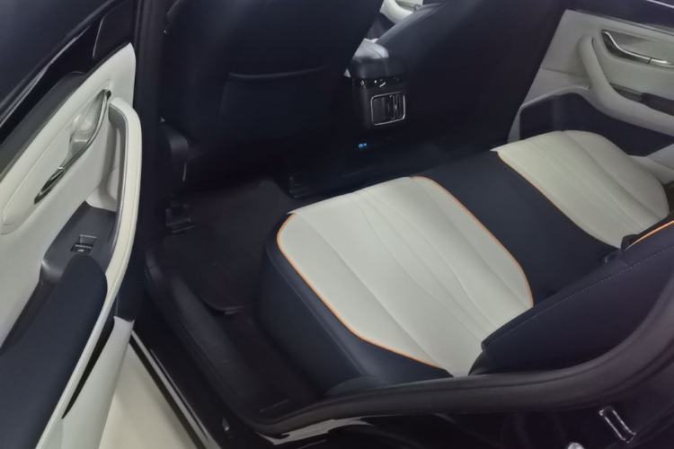Used BYD Song PLUS New Energy 2024 Honor Edition EV 520km Luxury Model Left Rear Seat