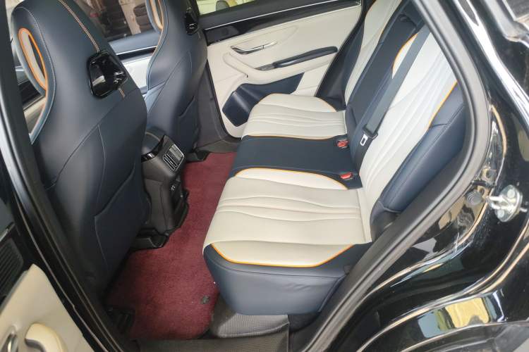 Used BYD Song PLUS New Energy 2024 HONOR Edition DM-i 110km Flagship Model Left Rear Seat