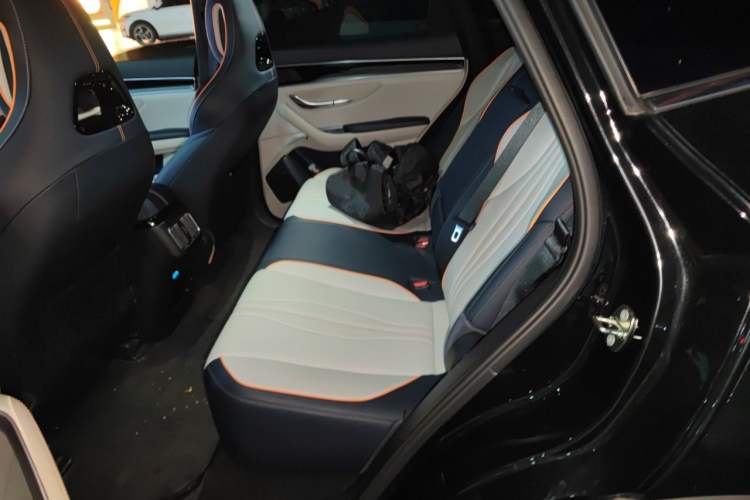 Used BYD Song PLUS New Energy 2024 Honor Edition EV 520km Premium Model Left Rear Seat
