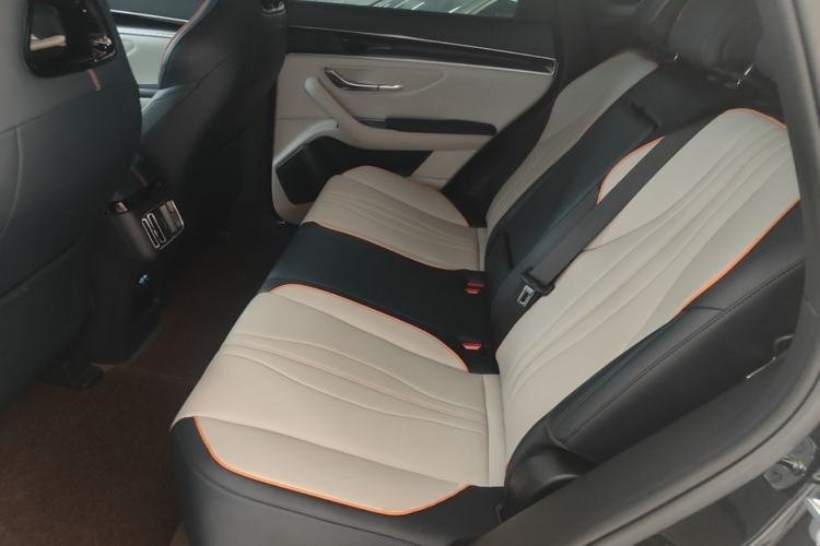 Used BYD Song PLUS New Energy 2024 HONOR Edition DM-i 110km Flagship Model Left Rear Seat