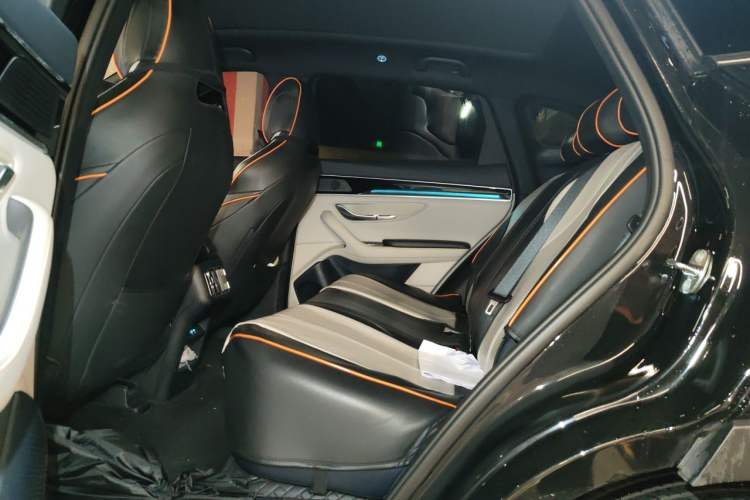 Used BYD Song PLUS New Energy 2024 HONOR Edition DM-i 110km Flagship Model Left Rear Seat