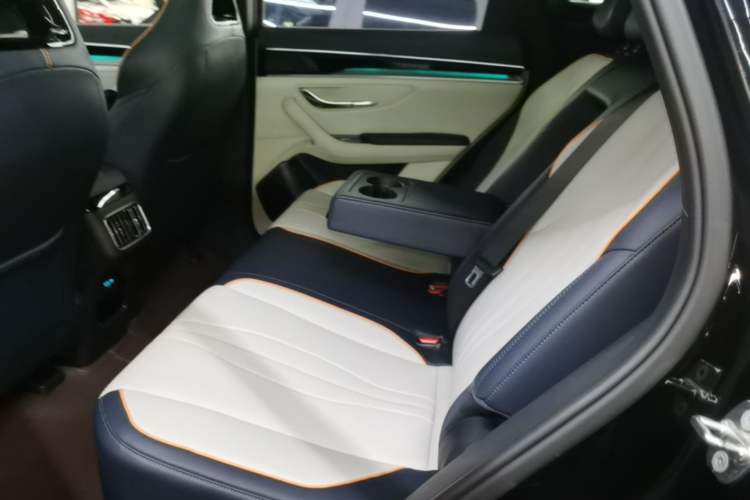Used BYD Song PLUS New Energy 2024 HONOR Edition DM-i 110km Flagship Model Left Rear Seat