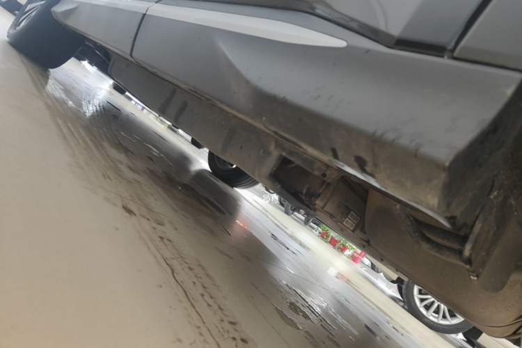 Used BYD Song PLUS New Energy 2024 HONOR Edition DM-i 110km Flagship Model Left Side Sill