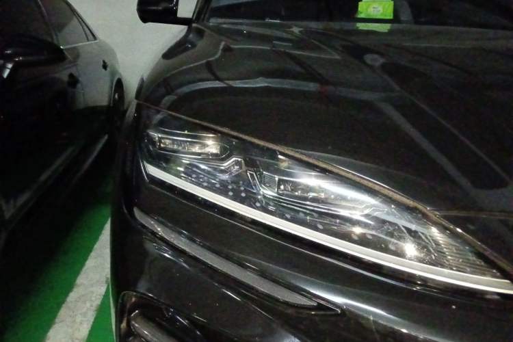 Used BYD Song PLUS New Energy 2024 HONOR Edition DM-i 110km Flagship PLUS Right Front Headlight