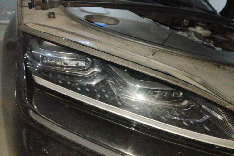 Used BYD Song PLUS New Energy 2024 HONOR Edition DM-i 110km Flagship Model Right Front Headlight