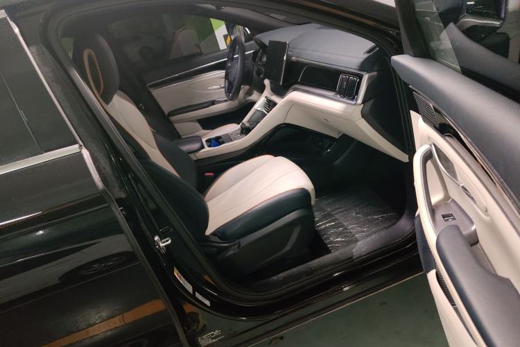 Used BYD Song PLUS New Energy 2024 HONOR Edition DM-i 71km Luxury Model Right Front Seat