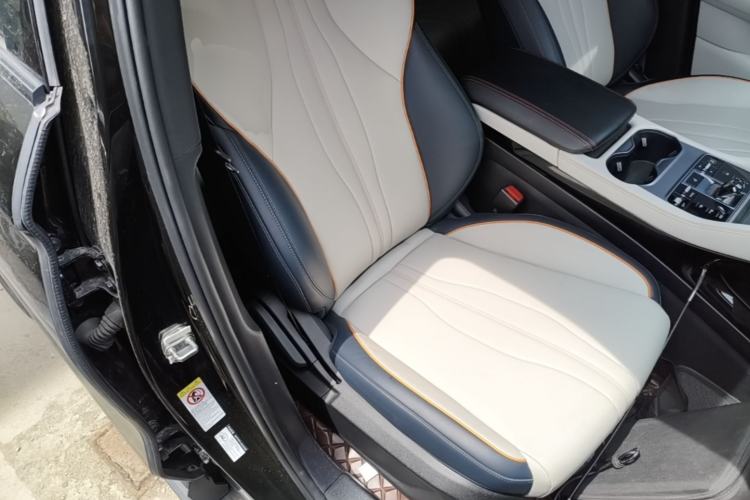 Used BYD Song PLUS New Energy 2024 HONOR Edition DM-i 110km Flagship Model Right Front Seat