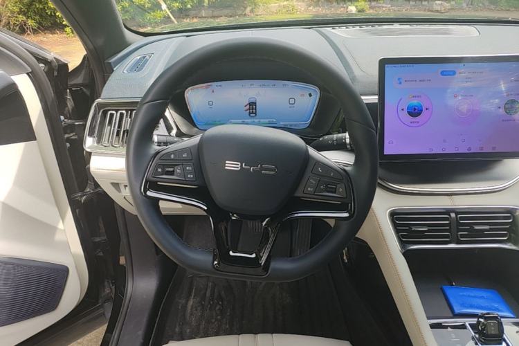 Used BYD Song PLUS New Energy 2024 HONOR Edition DM-i 110km Flagship Model Steering Wheel