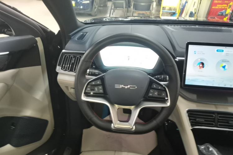 Used BYD Song PLUS New Energy 2024 HONOR Edition DM-i 150km Flagship PLUS Steering Wheel