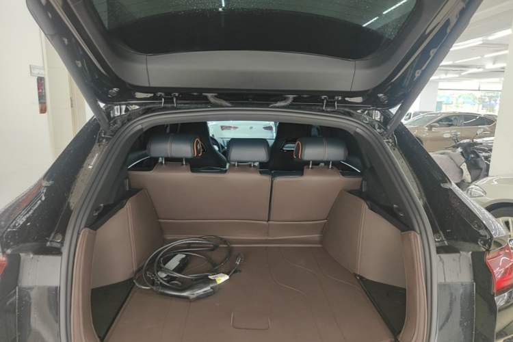 Used BYD Song PLUS New Energy 2024 HONOR Edition DM-i 110km Flagship Model Trunk