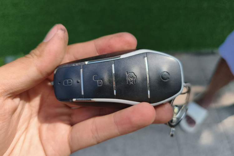 Used BYD Song PLUS New Energy 2024 HONOR Edition DM-i 110km Flagship Model Vehicle Key