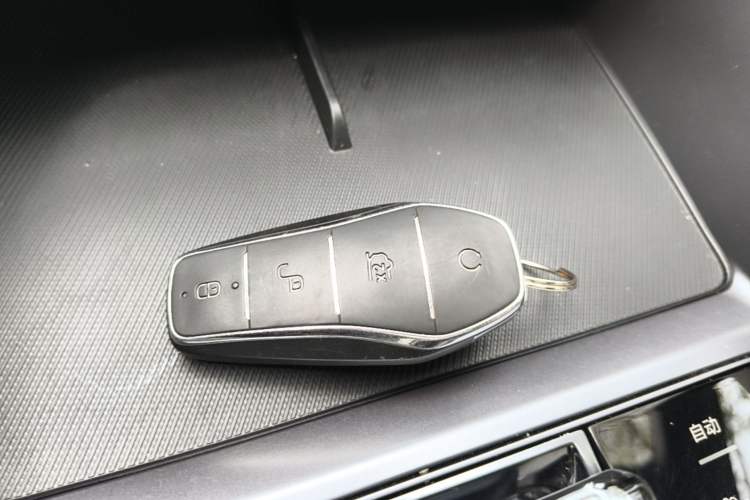 Used BYD Song PLUS New Energy 2024 HONOR Edition DM-i 71km Luxury Model Vehicle Key