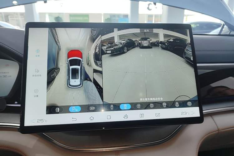 Used BYD Song PLUS New Energy 2024 HONOR Edition DM-i 150km Flagship PLUS 5G Audio And AC Panel